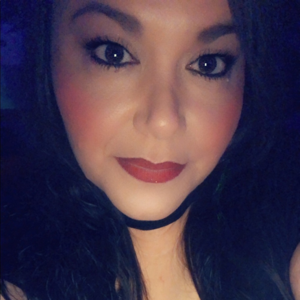 Meet your Posher, Veronica